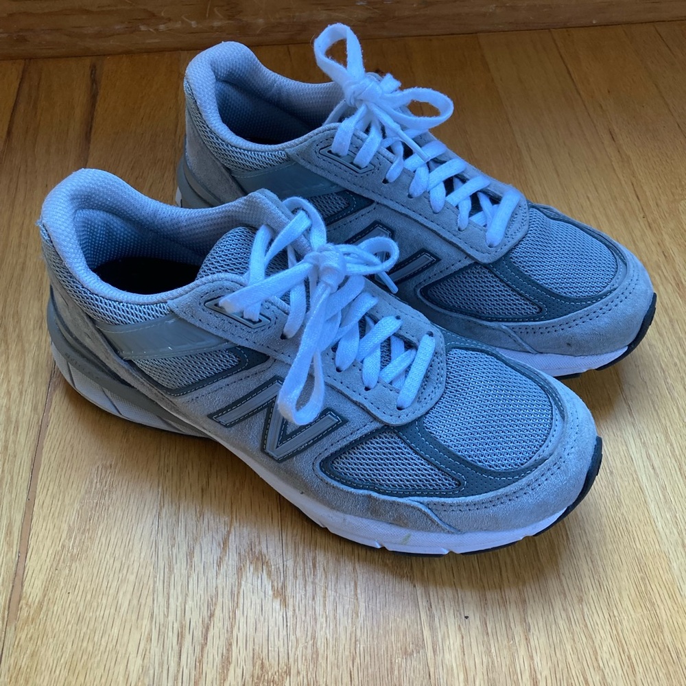 New Balance 990